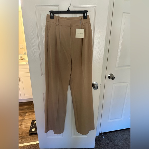 Favorite Daughter The Favorite Pant in Beige - Picture 2 of 5